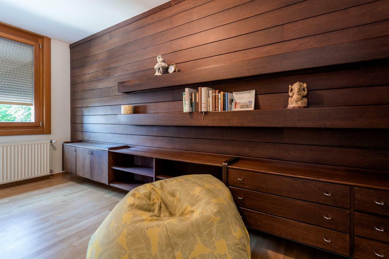 Rozna Dolina Apartment Любляна Экстерьер фото